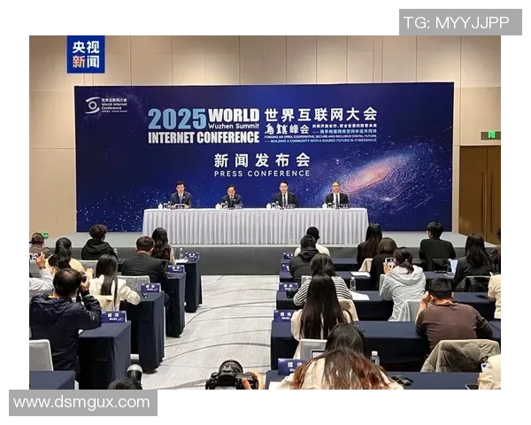 深度对话：周芳如何在网球世界中追寻梦想与成长的故事